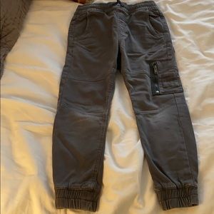 Zara Skinny dark grey pant, elastic waist, size 6